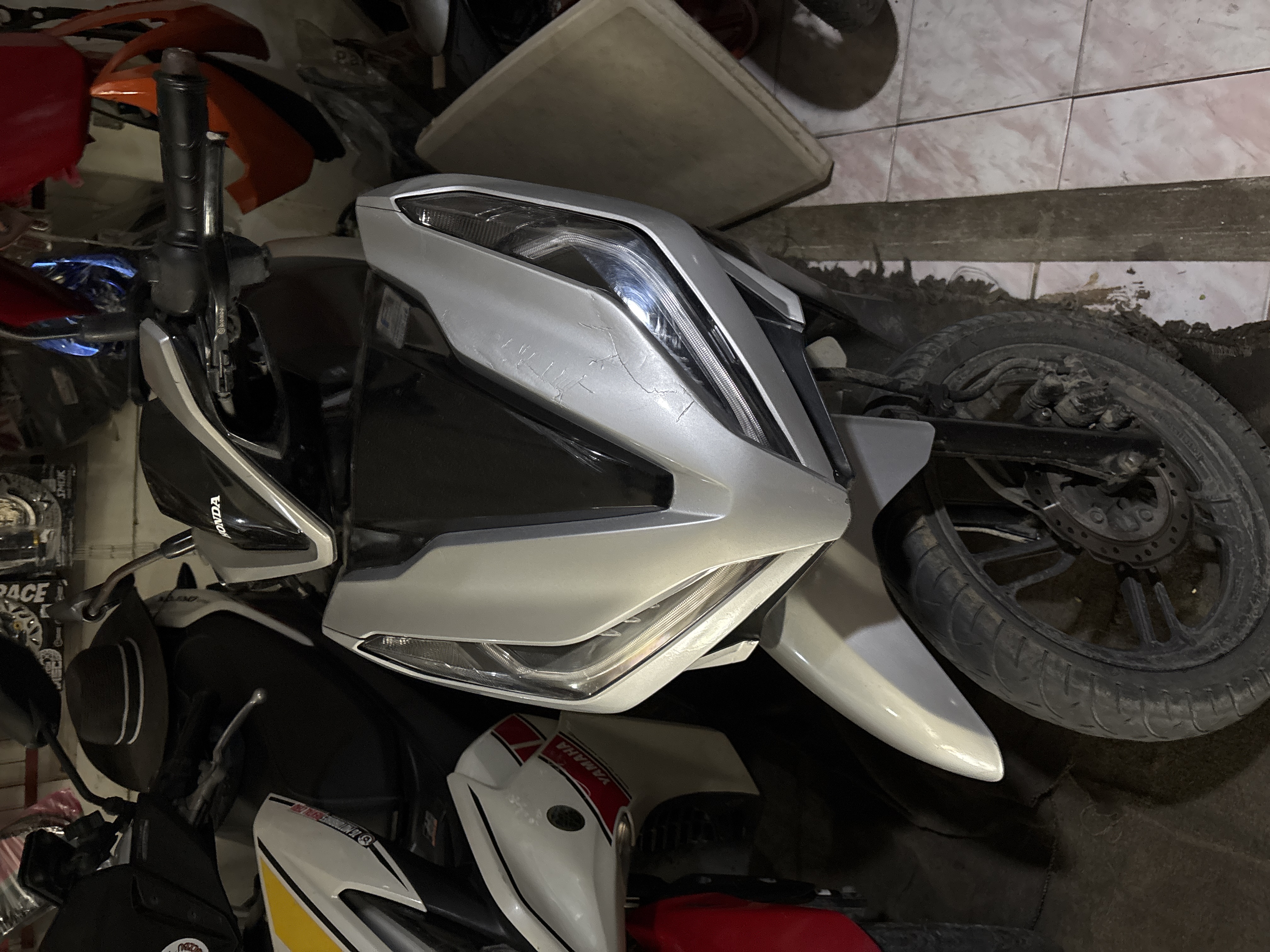 Click Silver 150cc