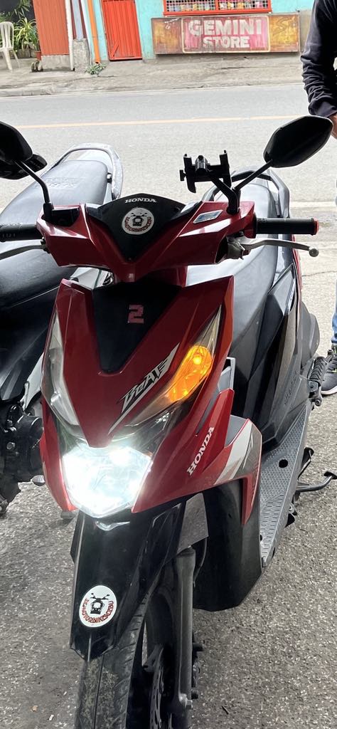 Beat Red 1  110cc